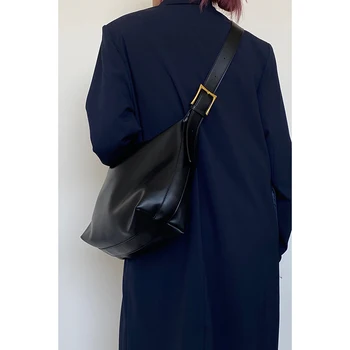 Дамска чанта с голям капацитет верига дизайн дами чанта мотоциклет чанта изкуствена кожа женски crossbody чанта големи чанти bolsa